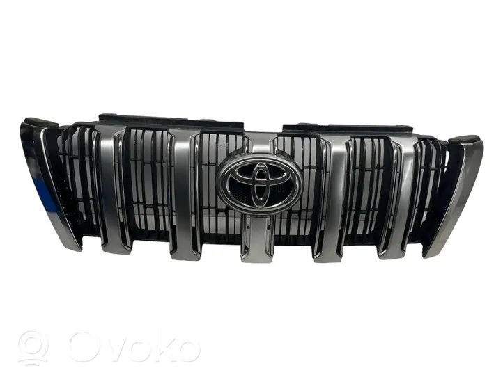 Toyota Land Cruiser (J150) Griglia superiore del radiatore paraurti anteriore 5311160A70