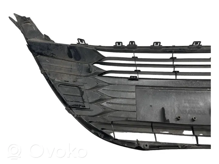 Toyota Yaris Unteres Gitter dreiteilig vorne 531020D130