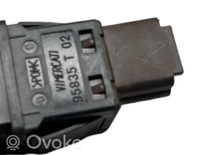 Citroen C4 I Picasso Passenger airbag on/off switch 95835T02