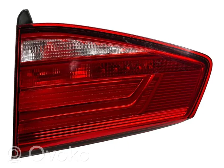 Volkswagen PASSAT B8 Lampy tylnej klapy bagażnika 3G9945094E