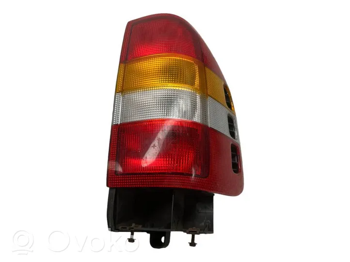 Opel Frontera B Lampa tylna 