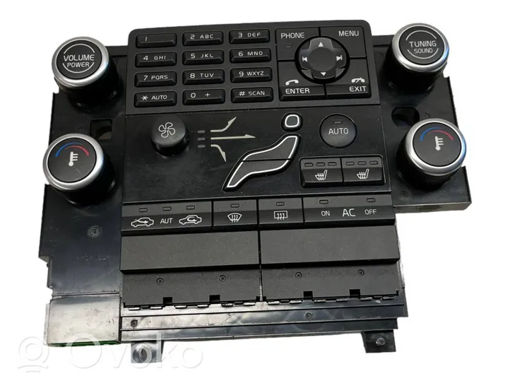 Volvo XC70 Oro kondicionieriaus/ klimato/ pečiuko valdymo blokas (salone) 30782278