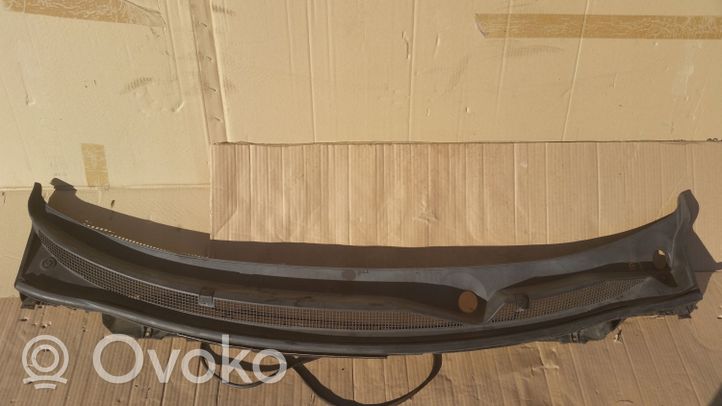 Nissan Qashqai Rivestimento del tergicristallo 668624EH1A