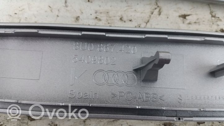 Audi Q3 8U Boczki / Tapicerka drzwi / Komplet 8U0867420