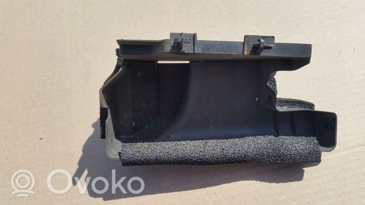 Toyota iQ Oro nukreipėjas/ kanalas interkūlerio radiatoriaus 5328674011