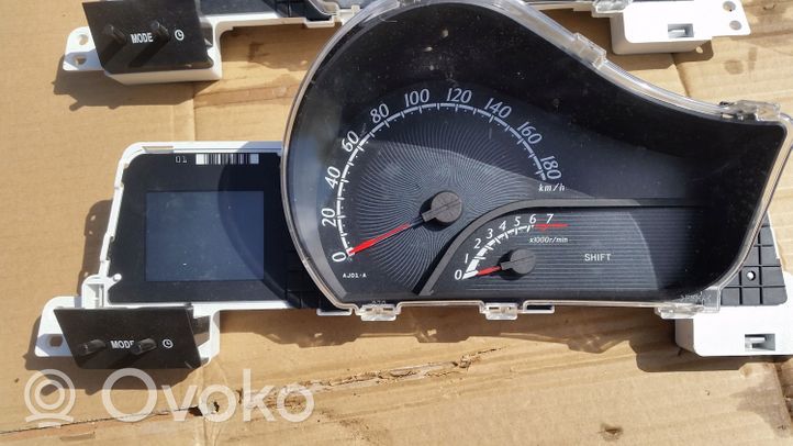 Toyota iQ Tachimetro (quadro strumenti) 769166590