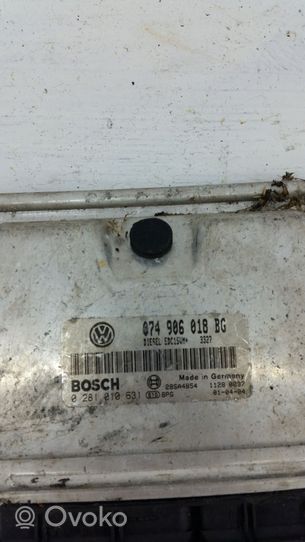 Volkswagen Transporter - Caravelle T4 Komputer / Sterownik ECU silnika 074906018BG