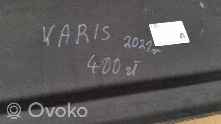 Toyota Yaris XP210 Grilles/couvercle de haut-parleur arrière 