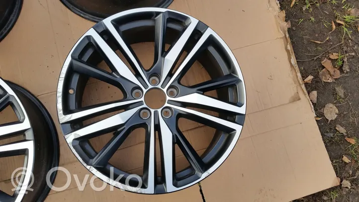 Volvo V60 Felgi aluminiowe R19 