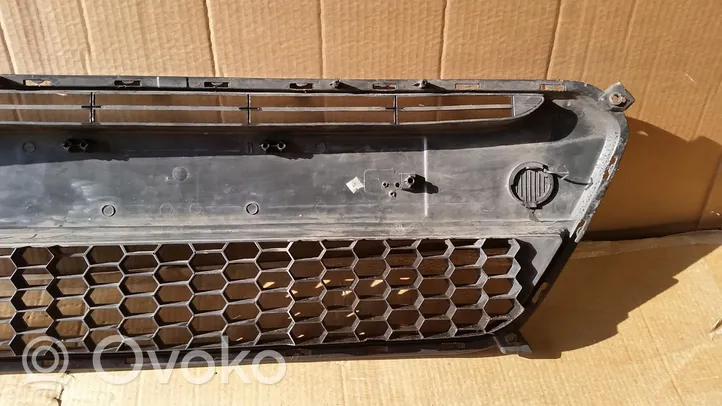 KIA Picanto Front bumper upper radiator grill 865691Y000