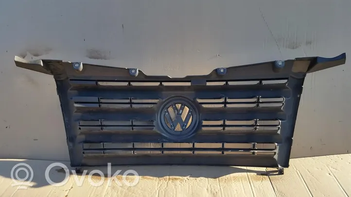 Volkswagen Crafter Griglia anteriore 2E0853653