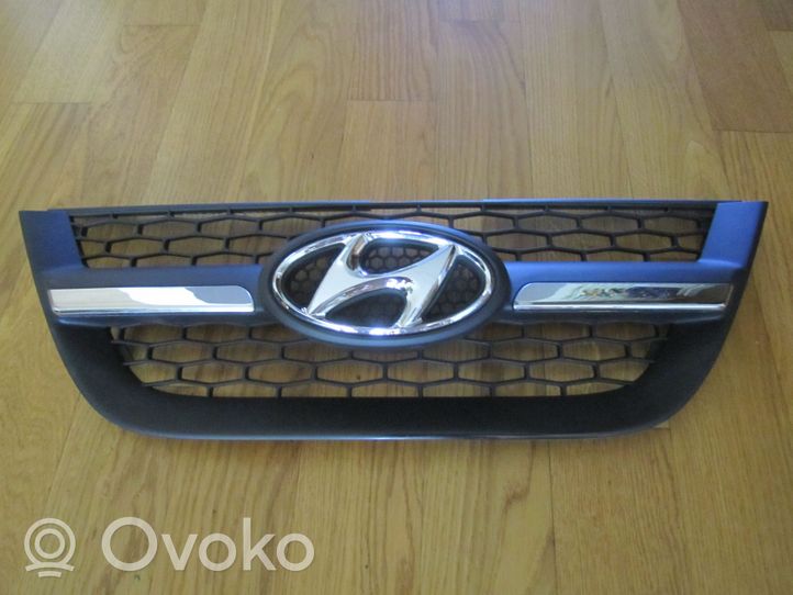 Hyundai Atos Prime Etupuskurin ylempi jäähdytinsäleikkö 8636105700