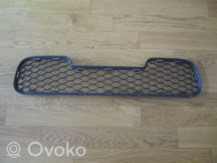 Hyundai Santa Fe Grille inférieure de pare-chocs avant 8651326910