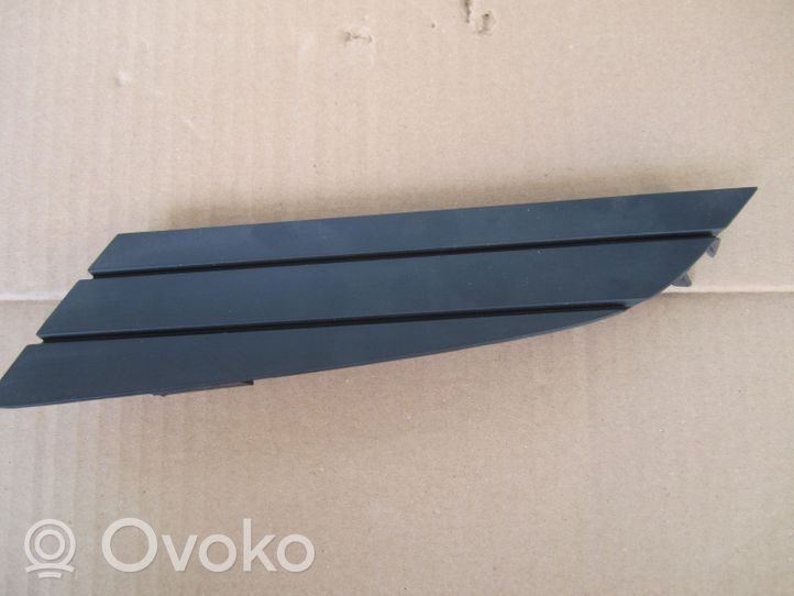 Honda FR-V Grille inférieure de pare-chocs avant 71108SJD000