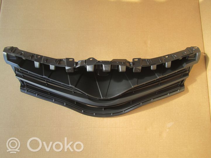 Toyota Yaris Maskownica / Grill / Atrapa górna chłodnicy 5311152500