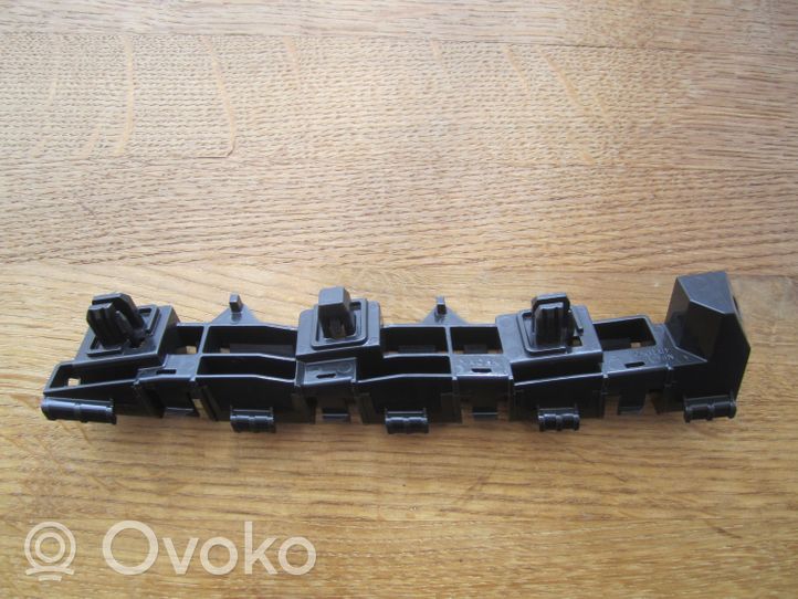 Subaru Impreza IV Support de montage de pare-chocs avant 57707FJ030