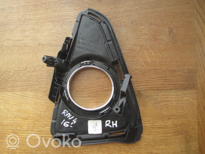 Toyota RAV 4 (XA40) Mascherina/griglia fendinebbia anteriore 5203042050