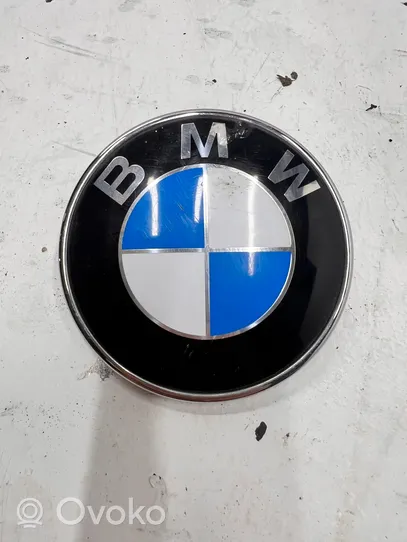 BMW 3 E92 E93 Mostrina con logo/emblema della casa automobilistica 22405910