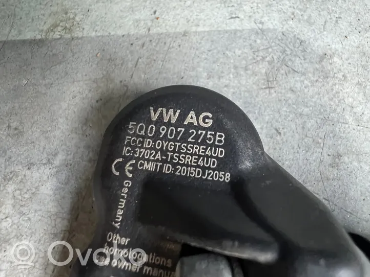 Audi Q7 4M Tire pressure sensor 5Q0907275B