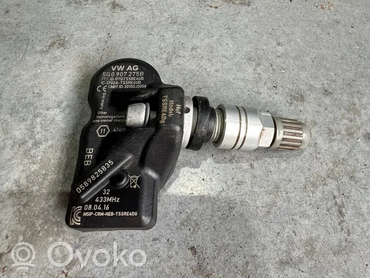 Audi Q7 4M Tire pressure sensor 5Q0907275B