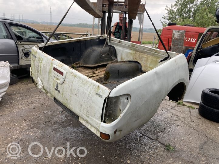 Mitsubishi L200 Cassone pick-up 