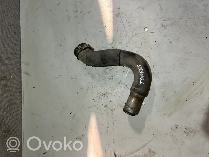 Volkswagen Touareg I Coolant pipe/hose 