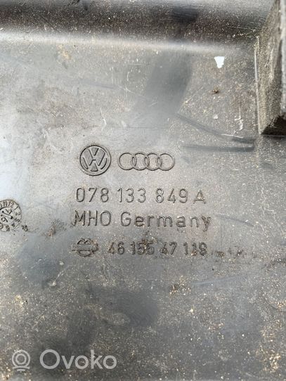 Audi A4 S4 B5 8D Osłona / Obudowa filtra powietrza 078133849