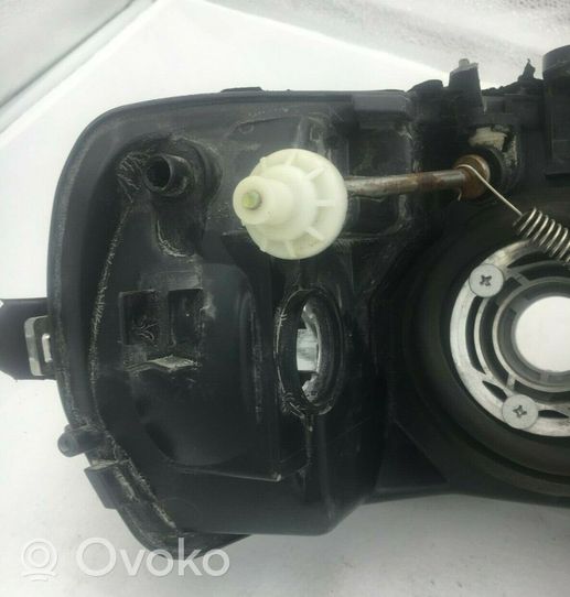 Opel Astra G Faro/fanale BOP123H023