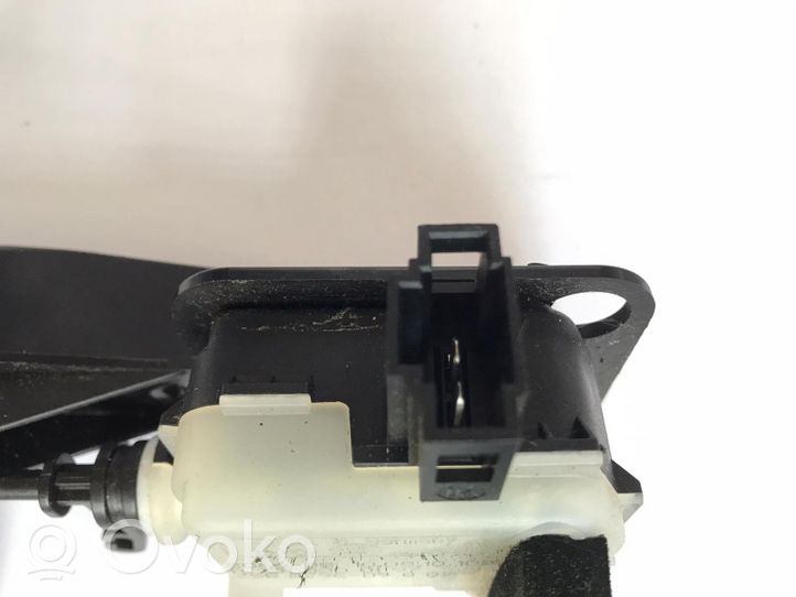 Mercedes-Benz ML W164 Fuel tank cap lock motor A2518200197