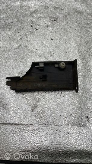 Audi A4 S4 B5 8D Garniture, jupe latérale/bas de caisse avant 8D0853579D