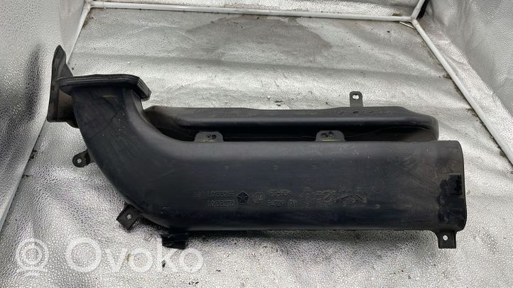 Chrysler Voyager Conduit d'air (cabine) L01133270