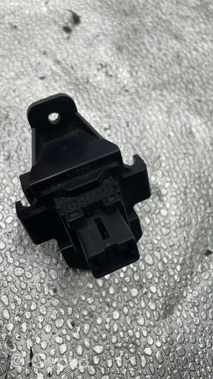 Subaru Forester SH Altri interruttori/pulsanti/cambi 06019