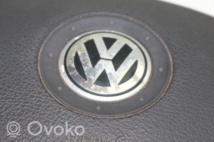 Volkswagen Golf V Ohjauspyörän turvatyyny 1K0880201N