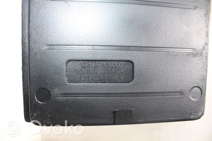 Toyota RAV 4 (XA30) Tappetino di rivestimento del bagagliaio/baule 5841542020