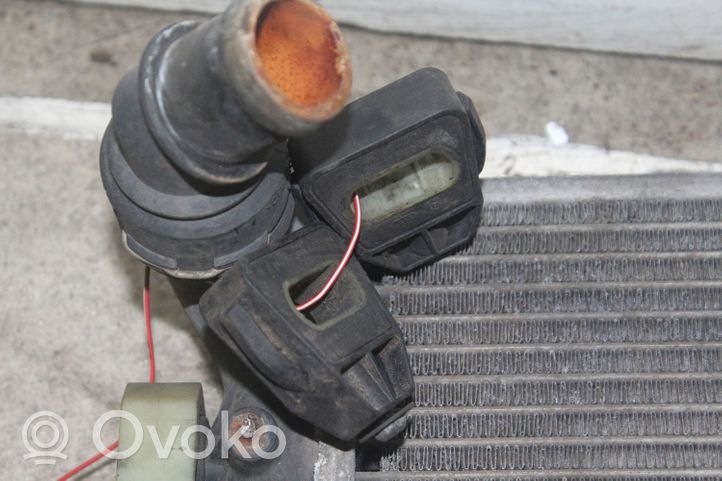 Audi TT Mk1 Radiatore di raffreddamento 1J0121253AD