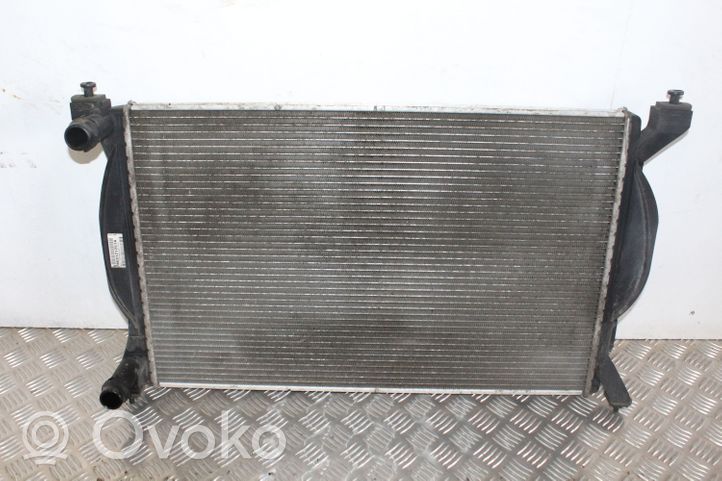 Audi A4 S4 B7 8E 8H Radiatore di raffreddamento 8E0121251A