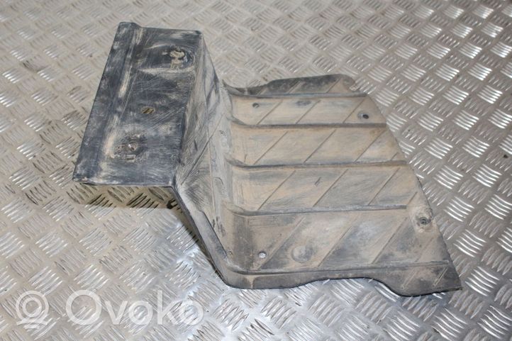 Volkswagen Tiguan Osłona tylna podwozia 5N0825206