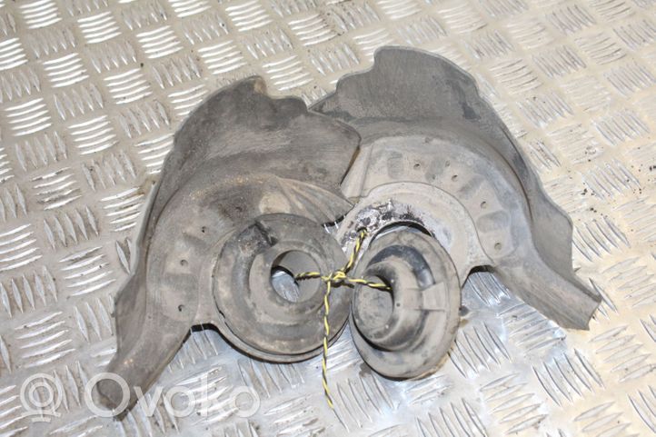 Audi A6 S6 C7 4G Soporte de goma del muelle espiral trasero 8K0512297E