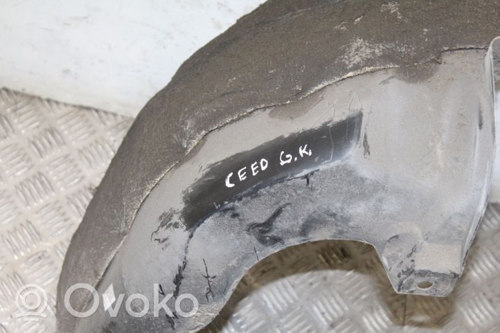 KIA Ceed Nadkole tylne 