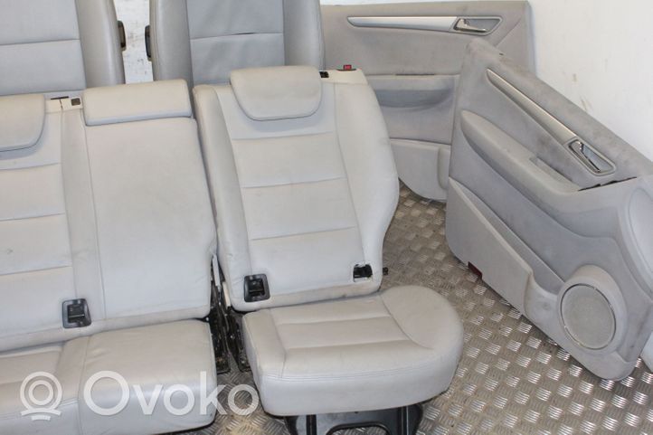 Mercedes-Benz A W169 Sėdynių / durų apdailų komplektas 