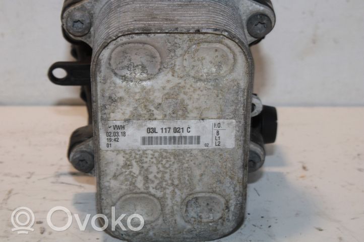 Skoda Rapid (NH) Support de filtre à huile 03L117021C