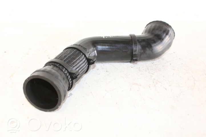 Audi TT Mk1 Tube d'admission de tuyau de refroidisseur intermédiaire 06A145708B