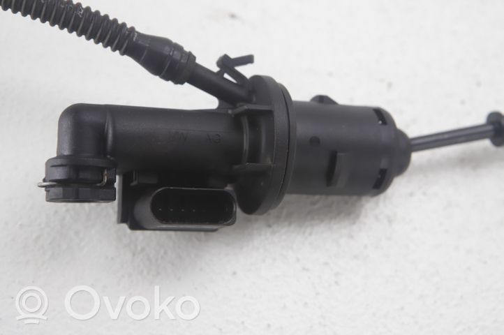 Volkswagen Tiguan Siłownik sprzęgła / Wysprzęglik 3C0721388J