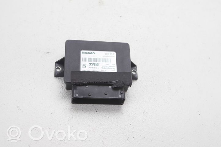 Nissan Qashqai Module de commande de frein à main 360326FL0E