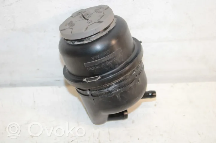 Volkswagen Amarok Power steering fluid tank/reservoir 2H0422371B