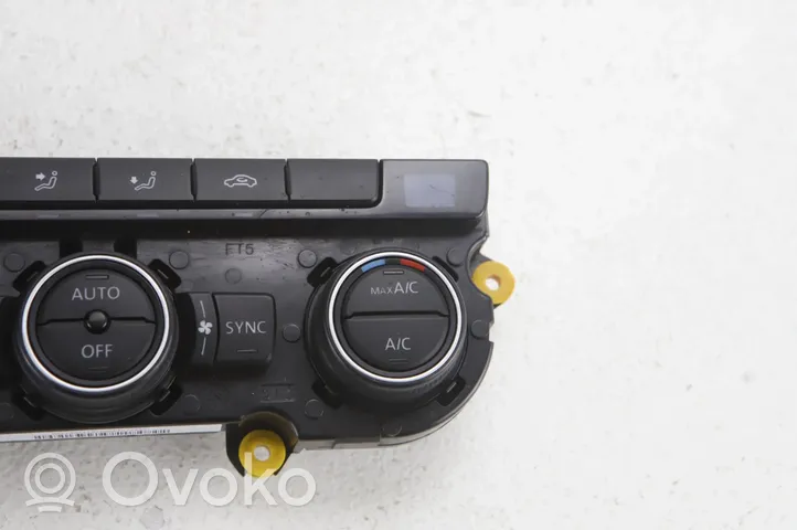 Volkswagen Amarok Oro kondicionieriaus/ klimato/ pečiuko valdymo blokas (salone) 2H6907040B