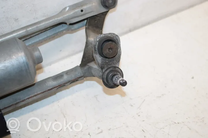 Volkswagen Tiguan Front wiper linkage and motor 