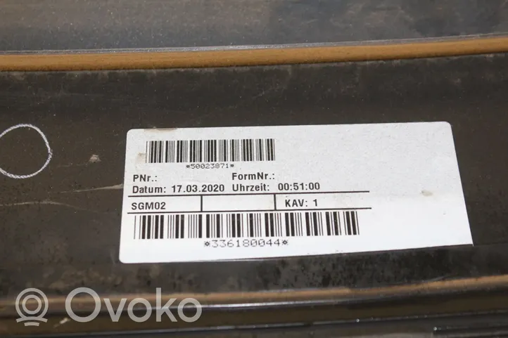 Volkswagen Amarok Listwa błotnika tylnego 2H6853818R