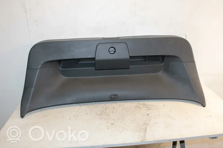 Volkswagen Golf VII Rivestimento portellone posteriore/bagagliaio 5G6867605A