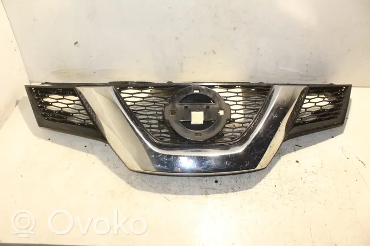 Nissan X-Trail T32 Maskownica / Grill / Atrapa górna chłodnicy 623104CE0A